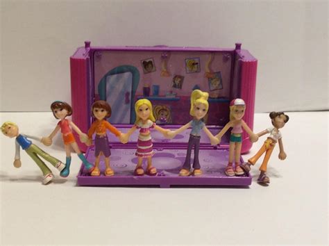 magnetic polly pocket.